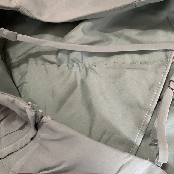 Host Pick 🌟Sage green long evening gown 16 👗 - Picture 9 of 15